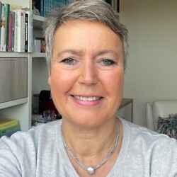 Brigitte Ballings