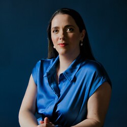 Anne van Caeneghem