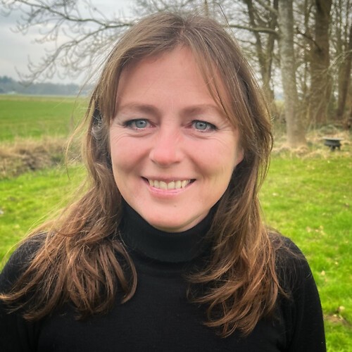 Janine van Iperen