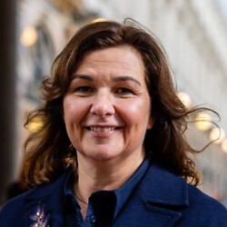 Hilde Debackere