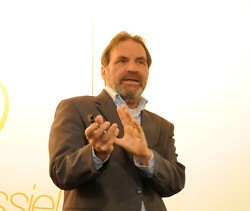 Toine Simons