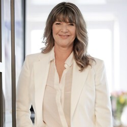 Leonie van Mierlo