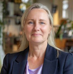Eveline Baar