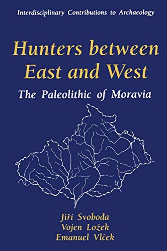 Hunters between East and West