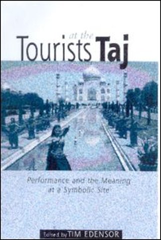 Tourists at the Taj