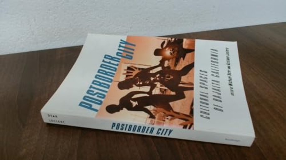 Postborder City