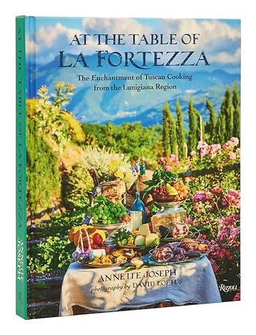 At The Table Of La Fortezza