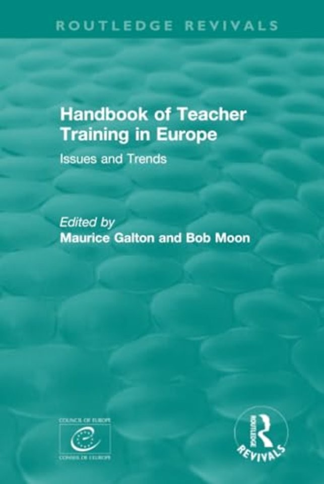 Handbook of Teacher Training in Europe (1994)
