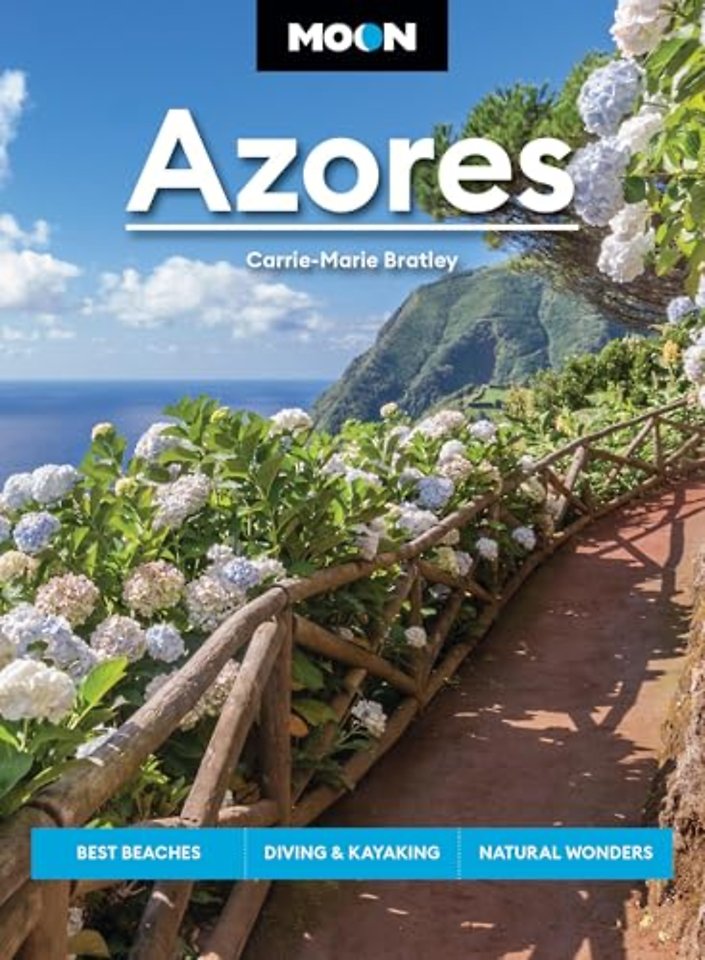 Moon Azores (Second Edition)