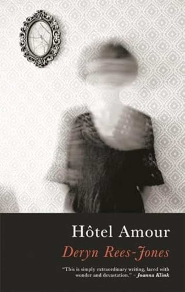 Hotel Amour