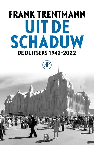 Uit de schaduw