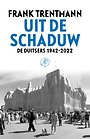 Uit de schaduw