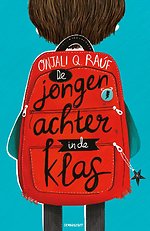 De jongen achter in de klas