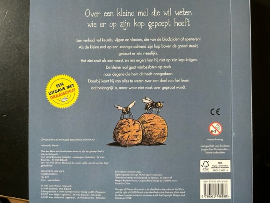 Over een kleine mol die wil weten wie er op zijn kop gepoept heeft