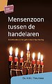 Mensenzoon tussen de kandelaren