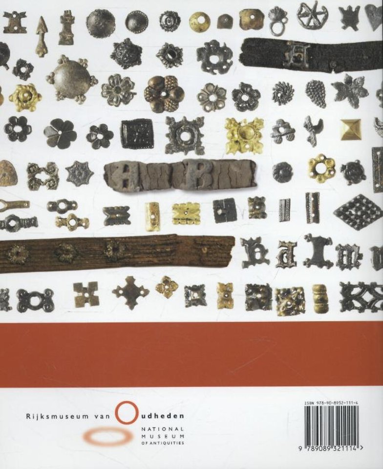 Medieval chic in metal