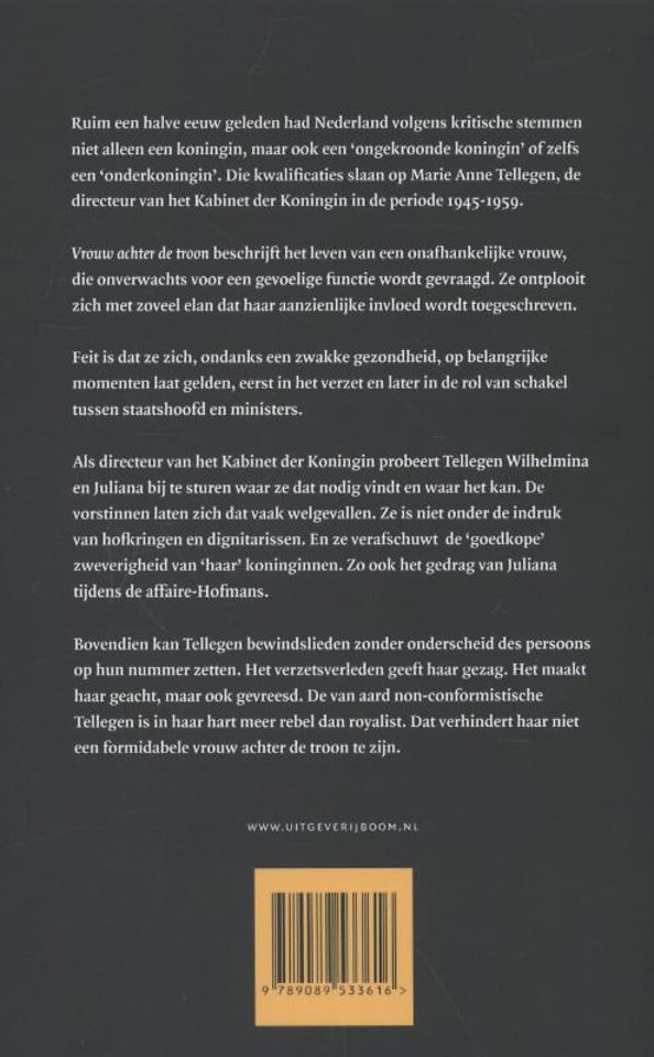 Vrouw achter de troon