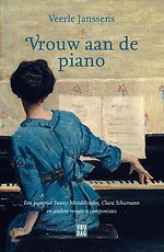 Vrouw aan de piano