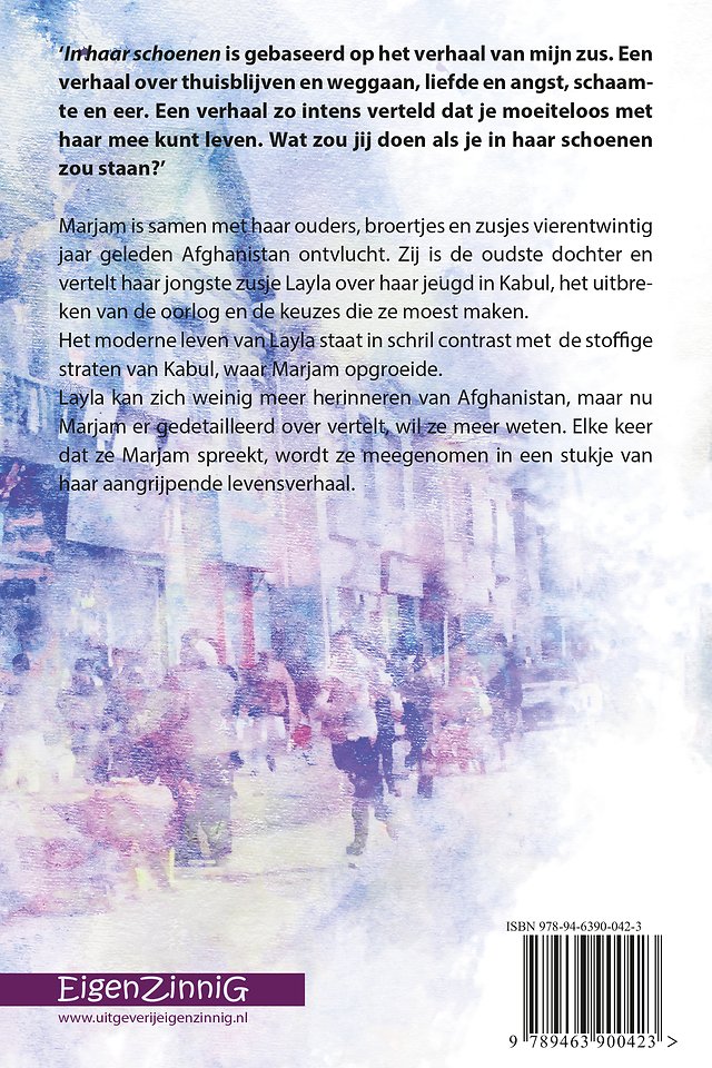 In haar schoenen
