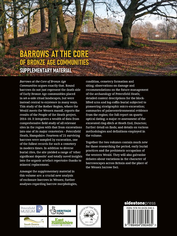 Barrows at the Core of Bronze Age Communities