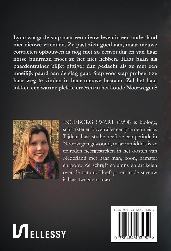 Hoefsporen in de sneeuw