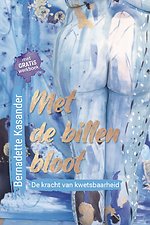 Met de billen bloot