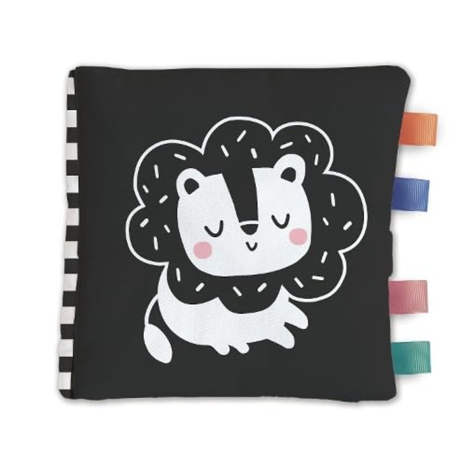 Little Lion (Baby's Soft Book: Black & White)