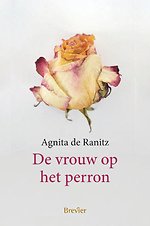 De vrouw op het perron