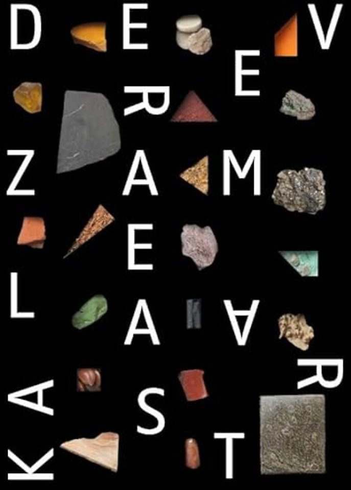 De verzamelaarskast met miniatuurapotheek