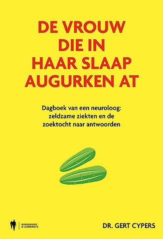 De vrouw die in haar slaap augurken at