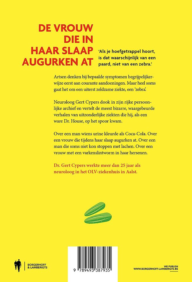 De vrouw die in haar slaap augurken at