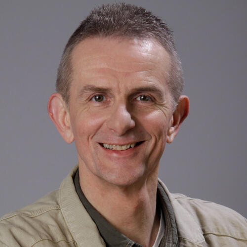 Ad van den Biggelaar